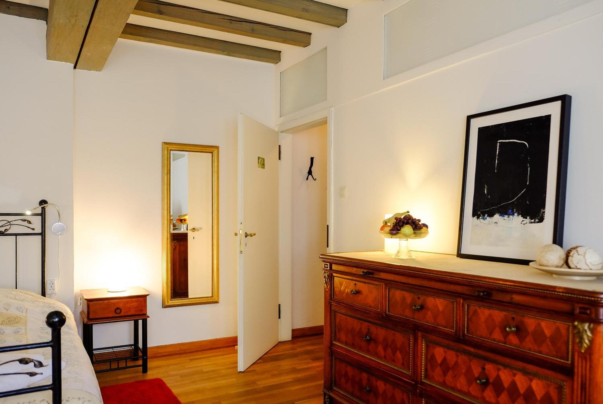Rhein River Guesthouse - Direkt Am Rhein 勒沃库森 外观 照片