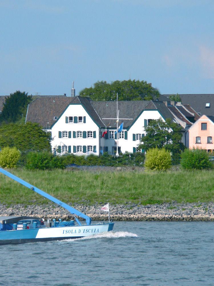 Rhein River Guesthouse - Direkt Am Rhein 勒沃库森 外观 照片